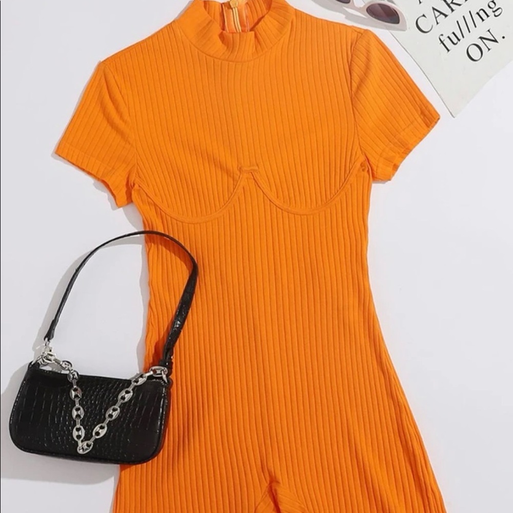 All into jumpsuit / rumper